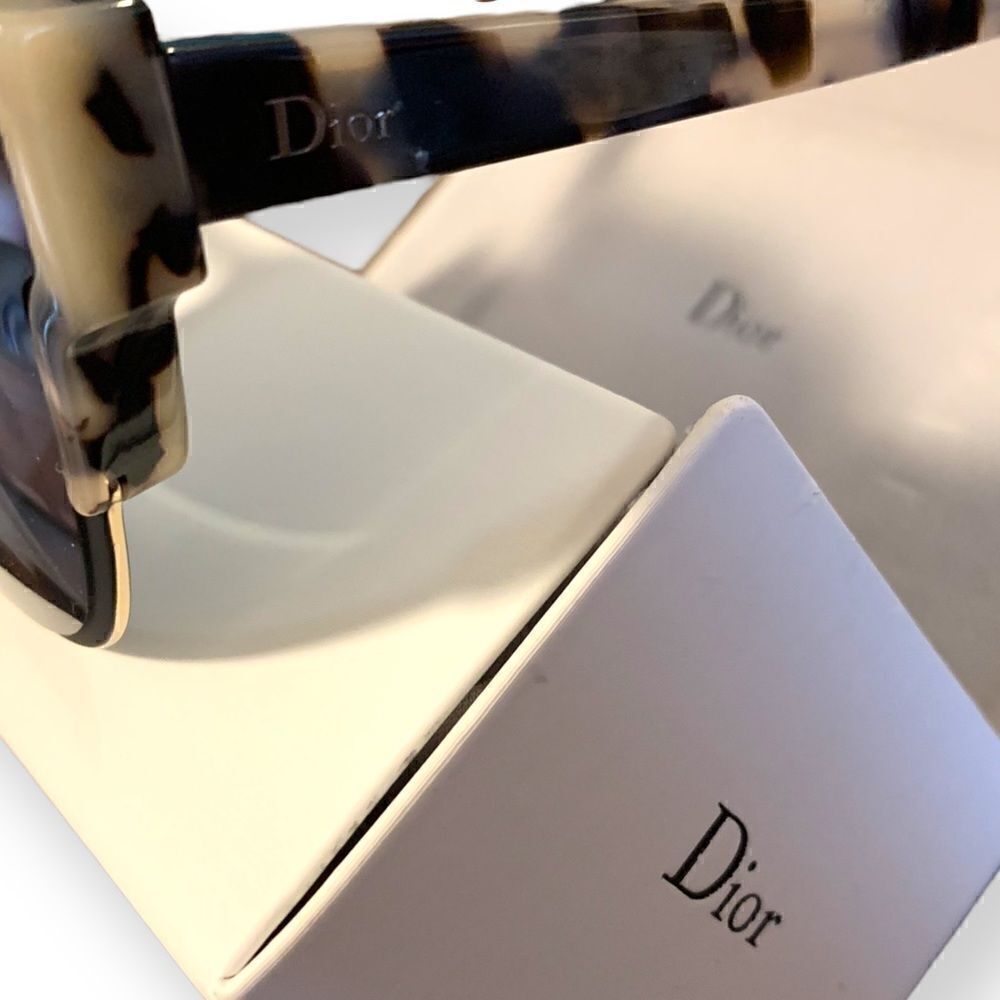 CHRISTIAN DIOR CD Wildly Dior Tortoise/Blue Sunglasses - Picture 4 of 8